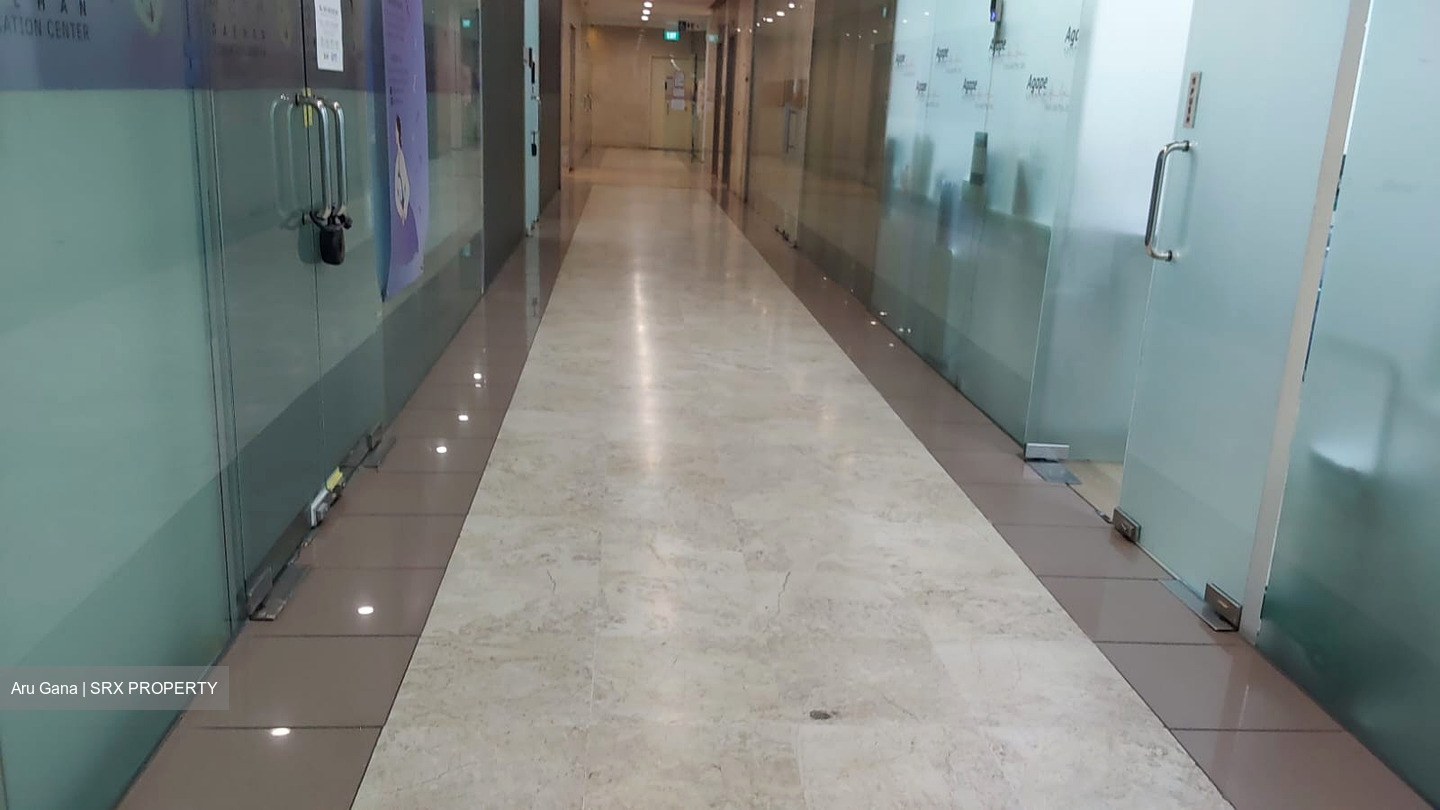 Kembangan Plaza (D14), Office #588731661
